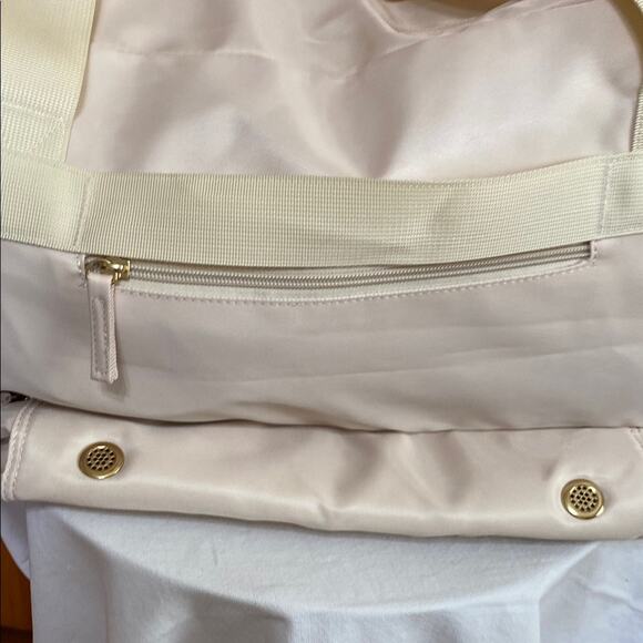 Etronik Cream Canvas Gym Bag Spacious Design Bottom Compartment 20”x16”x9” - Picture 9 of 16